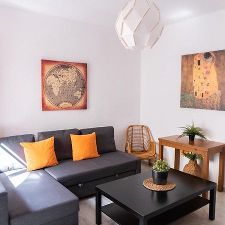 Muy Centrico Apto. En Tipico Patio Sevillano エクステリア 写真