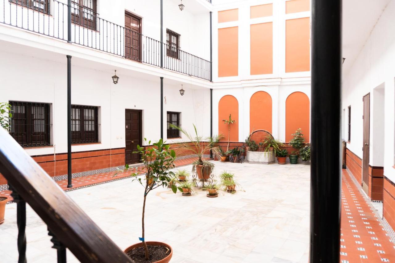 Muy Centrico Apto. En Tipico Patio Sevillano エクステリア 写真