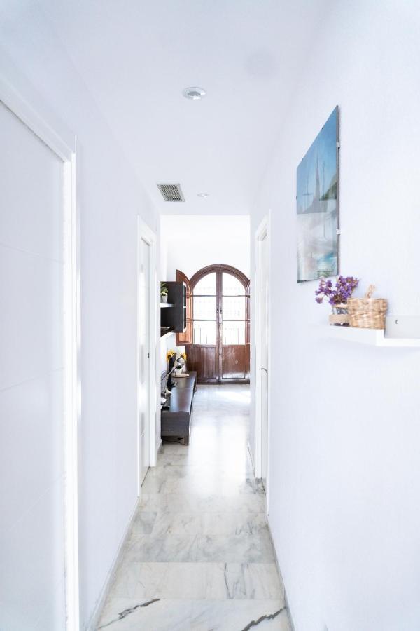 Muy Centrico Apto. En Tipico Patio Sevillano エクステリア 写真